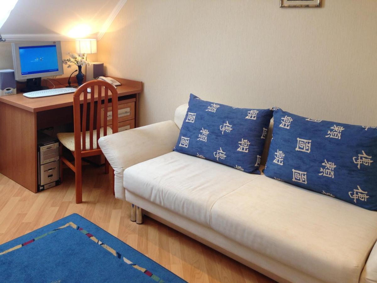 Penthouse Apartment In Hotel Eney Lviv Extérieur photo